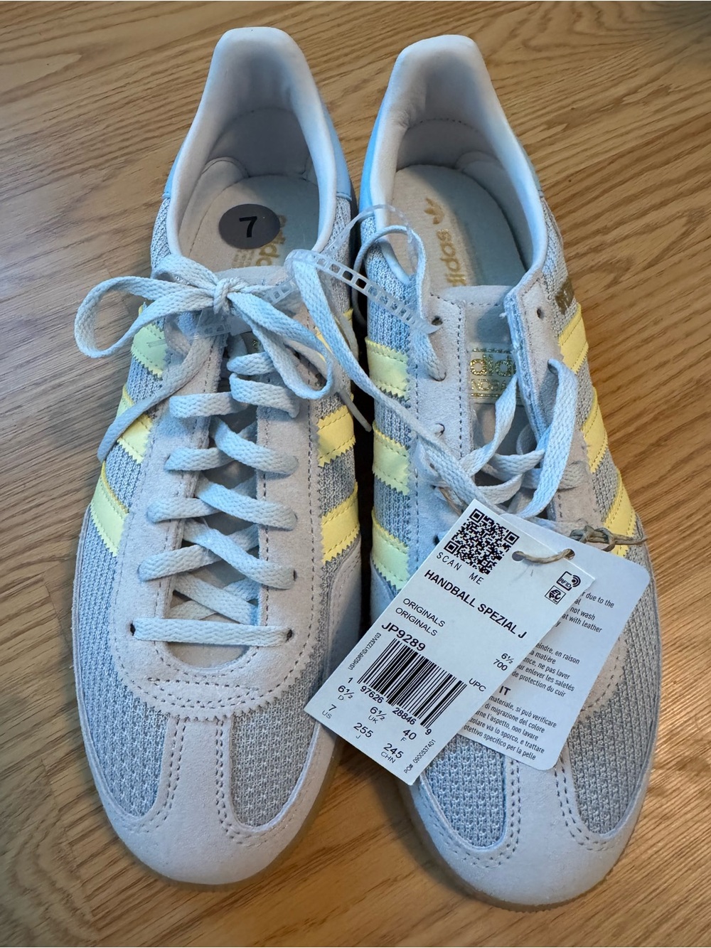 adidas Handball Spezial Sneakers Light Gray with Yellow Stripes JP9289 Women’s 7